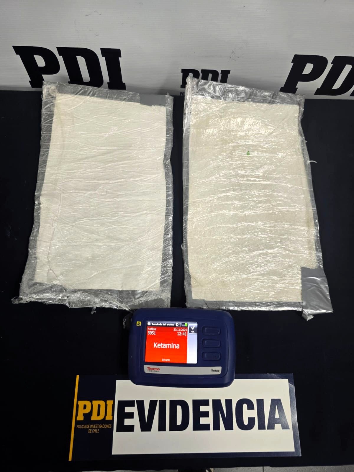 Detienen a ciudadano peruano en aeropuerto de Arica con casi 2.500 dosis de ketamina en polvo