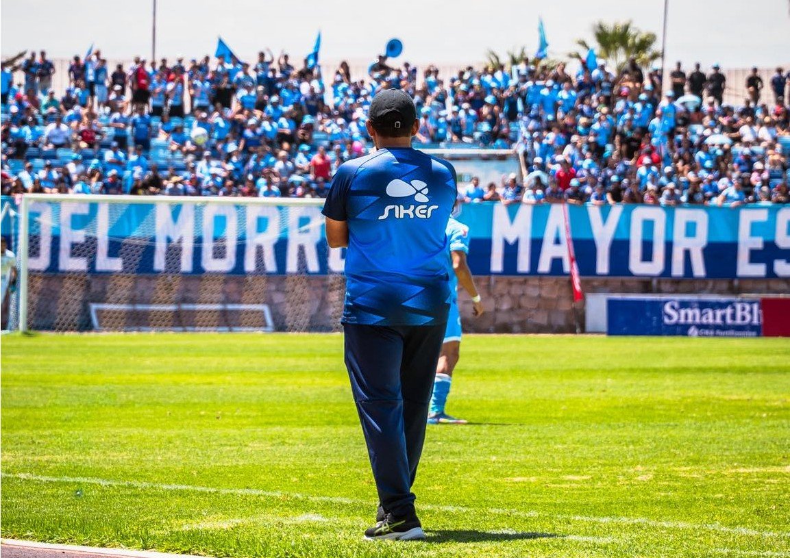 DT de San Marcos critica estado de la cancha del Carlos Dittborn tras empate ante Antofagasta