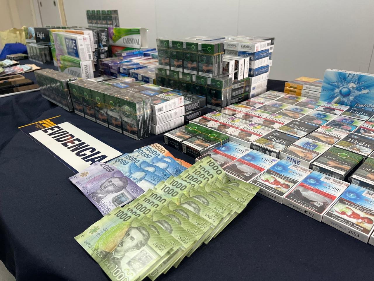 Detienen a cuatro imputados por comercialización ilegal de cigarrillos: se incautaron más de 400 cajetillas