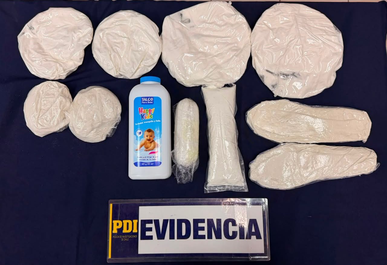 Detienen a dos imputados en aeropuerto de Arica con más de 4 kilos de ketamina