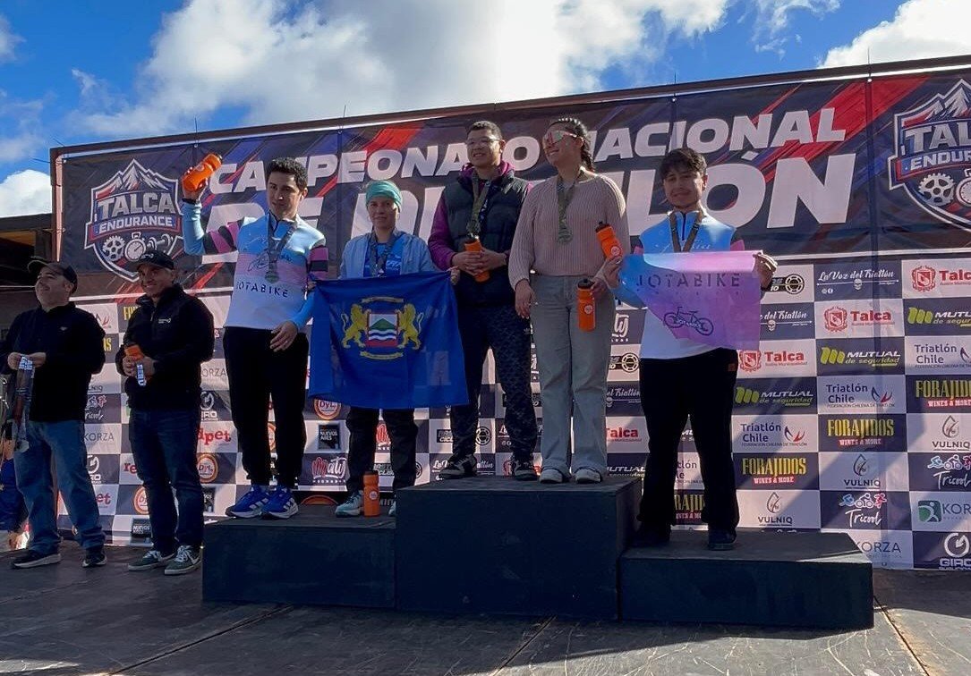 Ariqueña Francisca Rivera se consagra subcampeona nacional de duatlón en Talca